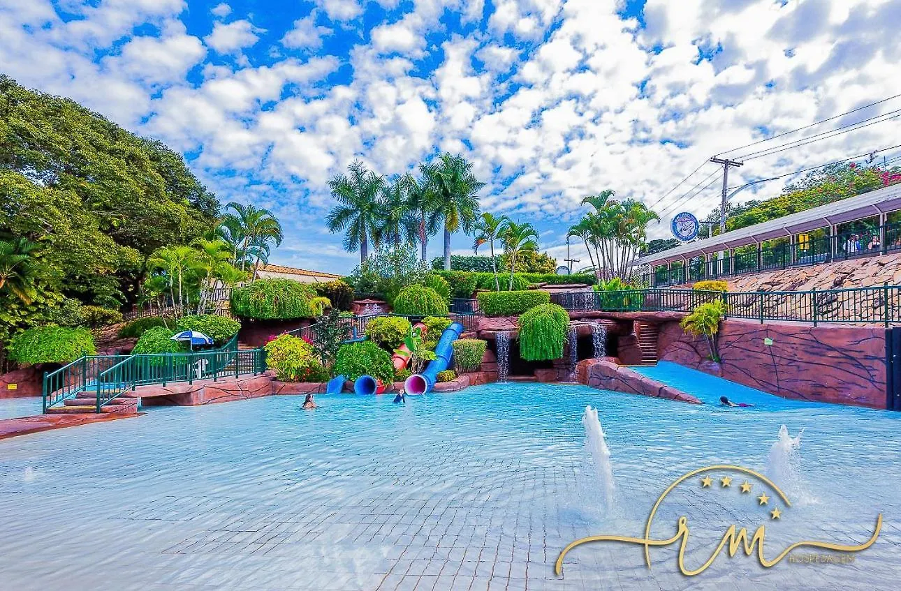 Spazzio Diroma Rm Hospedagem Com Acesso Acqua Park/Splash Caldas Novas Brasilien