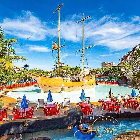 Spazzio Diroma Rm Hospedagem Com Acesso Acqua Park/Splash Caldas Novas 0*,